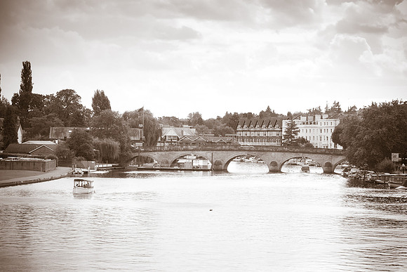 Phyllis Court, Henley, Wedding Photographer