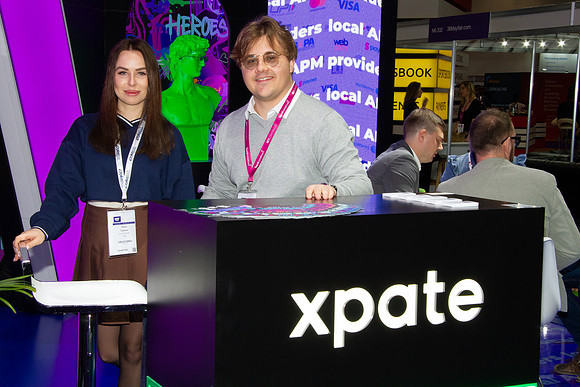EXPO002-037