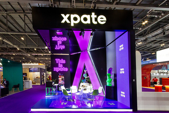 EXPO002-009