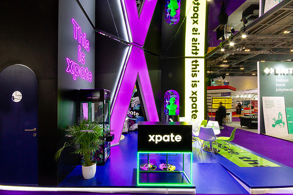 EXPO002-006