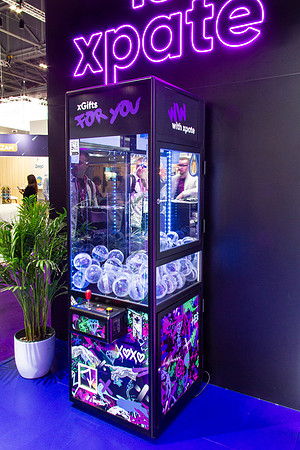 EXPO002-050