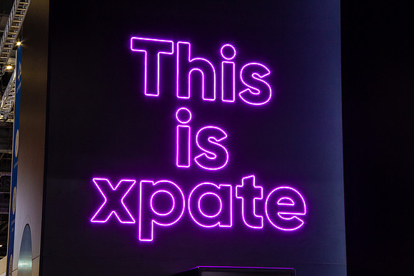 EXPO002-044