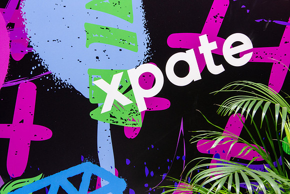 EXPO002-048